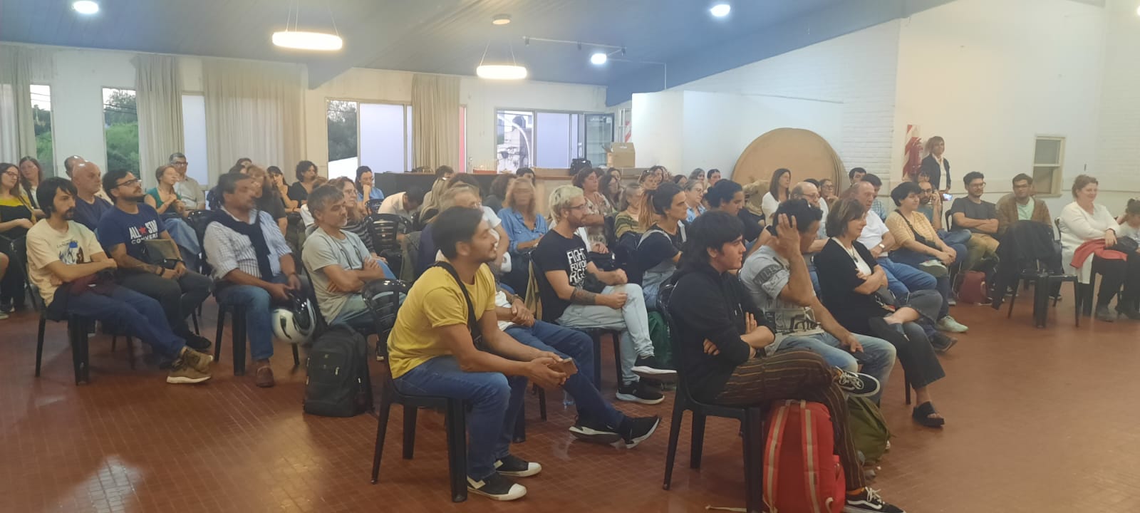 Lee más sobre el artículo Presentación del libro “Está entre nosotros” de Pablo Semán