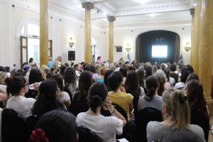 Lee más sobre el artículo Jornadas sobre Alfabetización en Red: Reflexiones y Desafíos para la Enseñanza de la Lectura y Escritura