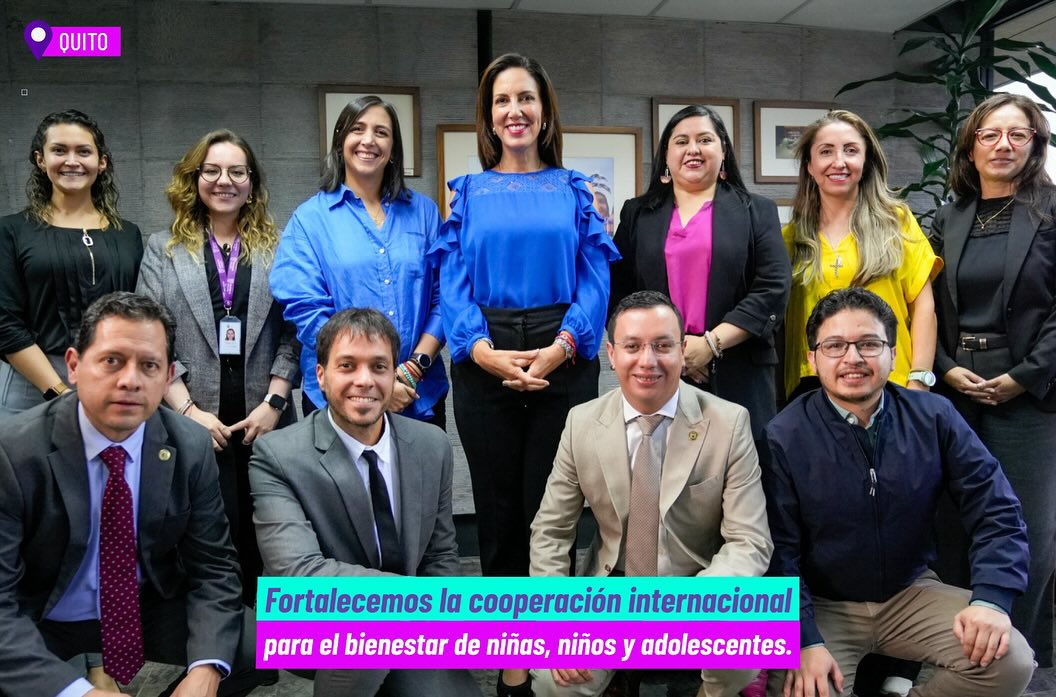 En este momento estás viendo Juan Suasnabar participó de un trabajo de consultoría para el Ministerio de Educación de Ecuador
