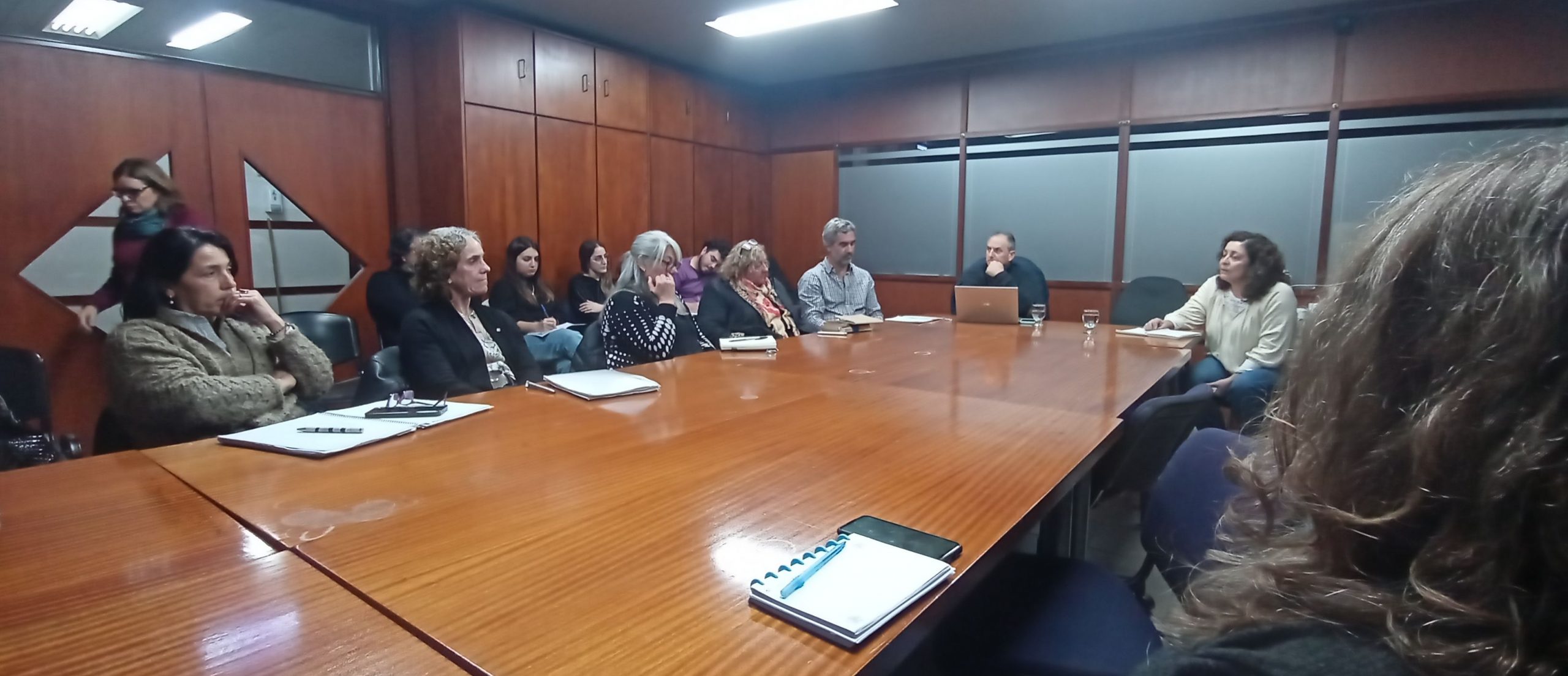 En este momento estás viendo Inauguración Ciclo NEES: Conversatorio Angelo Cenci