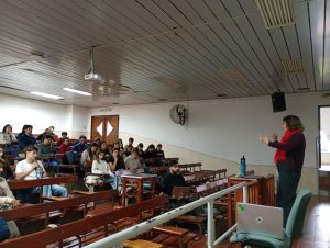 Gabriela Merlinsky dictó en la FCH una clase abierta sobre justicia climática